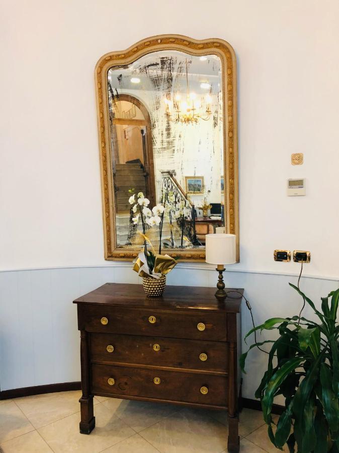 Hotel Eletto Sanremo Eksteriør bilde